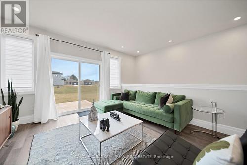 106 George Wright Boulevard, Prince Edward County, ON - Indoor Photo Showing Living Room