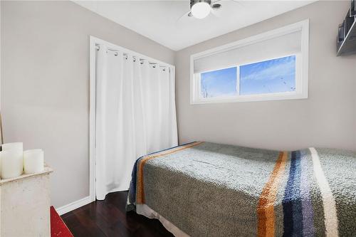 2894 South Grimsby Rd 19, West Lincoln, ON - Indoor Photo Showing Bedroom
