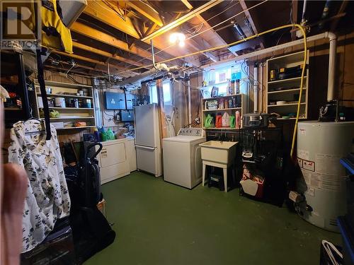 855 Howe Terrace, Prescott, ON - Indoor Photo Showing Laundry Room