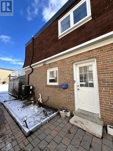 216 Town House Crescent, Brampton, ON - Outdoor With Exterior