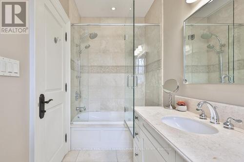 1600 Jalna Avenue, Mississauga, ON - Indoor Photo Showing Bathroom