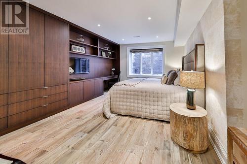 1600 Jalna Avenue, Mississauga, ON - Indoor Photo Showing Bedroom