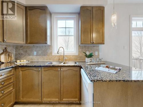 65 Princess Diana Drive, Markham, ON - Indoor Photo Showing Kitchen With Double Sink