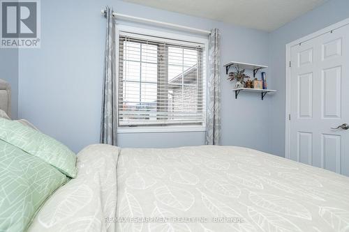 6 Tamarack Crt, Grimsby, ON - Indoor Photo Showing Bedroom