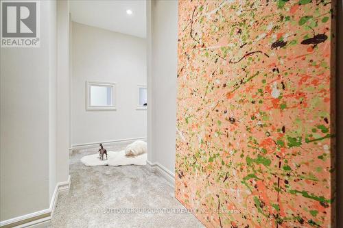 2 Sunrise Ridge Tr, Whitchurch-Stouffville, ON - Indoor Photo Showing Other Room