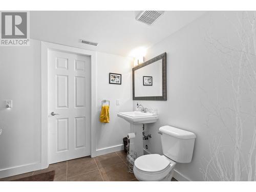 3703 Salloum Road, West Kelowna, BC - Indoor Photo Showing Bathroom