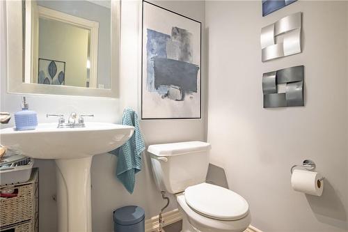 14 Berkhout Terrace, Fonthill, ON - Indoor Photo Showing Bathroom