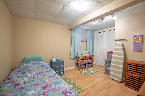 14 Berkhout Terrace, Fonthill, ON - Indoor Photo Showing Bedroom