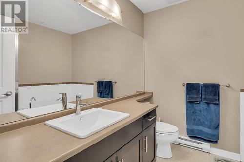 1350 Ridgeway Drive Unit# 109, Kelowna, BC - Indoor Photo Showing Bathroom
