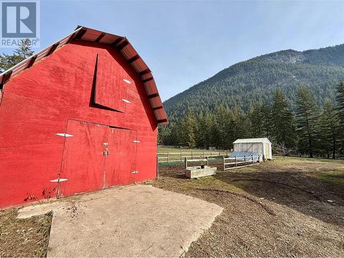 866 Mobley Road, Tappen, BC - Outdoor
