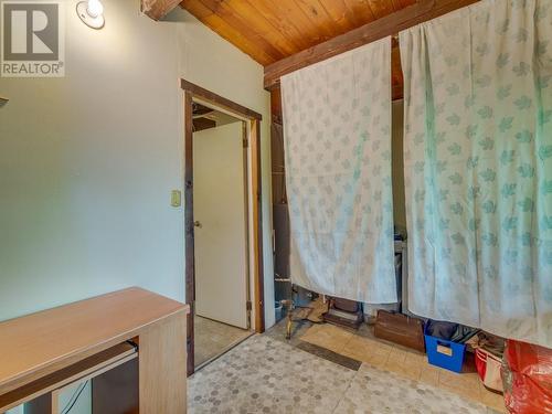 2373 Mabel Lake Road, Enderby, BC - Indoor Photo Showing Other Room