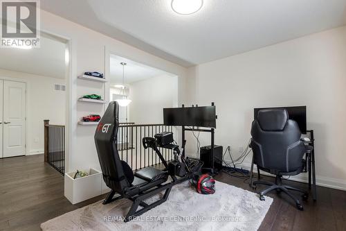 197 Whittington Dr, Hamilton, ON - Indoor Photo Showing Gym Room