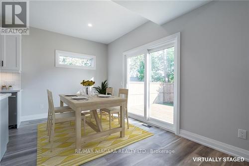19 Cambridge Rd E, Fort Erie, ON - Indoor Photo Showing Dining Room
