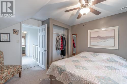 15429 Talbot Trail, Chatham-Kent, ON - Indoor Photo Showing Bedroom