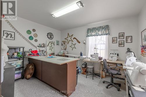 15429 Talbot Trail, Chatham-Kent, ON - Indoor Photo Showing Office