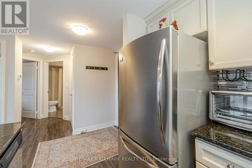 #416 -149 Church St, King, ON - Indoor Photo Showing Kitchen With Stainless Steel Kitchen
