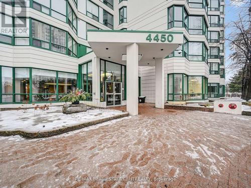 909 - 4450 Tucana Court, Mississauga, ON - Outdoor