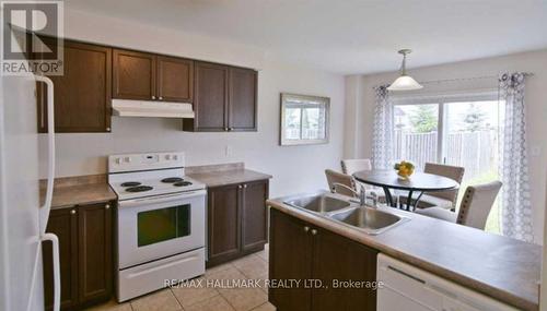 30 Westray Crescent, Ajax, ON - Indoor Photo Showing Kitchen With Double Sink