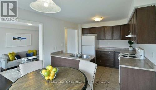 30 Westray Crescent, Ajax, ON - Indoor Photo Showing Kitchen With Double Sink