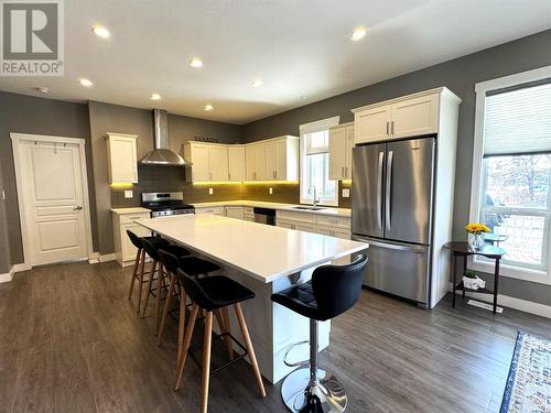 351 Warren Avenue W Unit# 4, Penticton, BC - Indoor Photo Showing Kitchen With Stainless Steel Kitchen