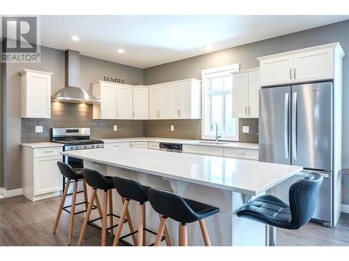 351 Warren Avenue W Unit# 4, Penticton, BC - Indoor Photo Showing Kitchen With Stainless Steel Kitchen With Double Sink