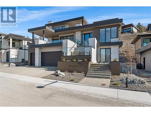 9829 Beacon Hill Crescent, Lake Country, BC - Outdoor With Facade