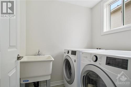 691 Vermillion Drive, Ottawa, ON - Indoor Photo Showing Laundry Room