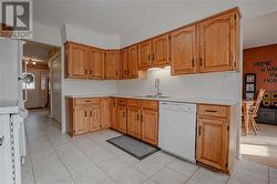 Bright, freshly painted kitchen - 