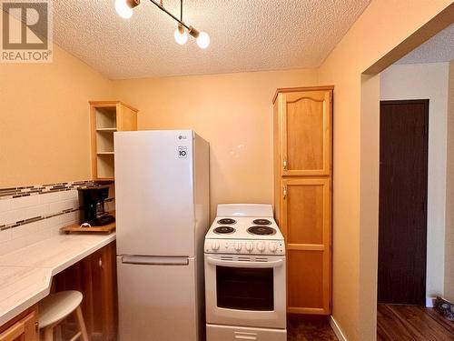 11 Jonagold Place Unit# 203, Osoyoos, BC - Indoor Photo Showing Kitchen