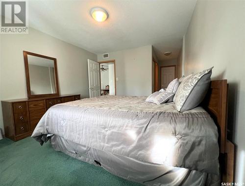 106 331 Macoun Drive, Swift Current, SK - Indoor Photo Showing Bedroom