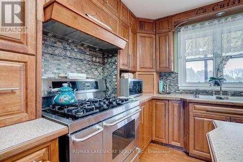 8175 Woodland Ave, Port Hope, ON - Indoor Photo Showing Kitchen