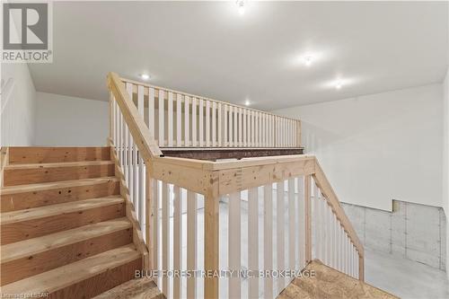 14 Vida St, Chatham-Kent, ON - Indoor Photo Showing Other Room