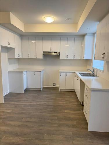 305 Garner Road W|Unit #10, Hamilton, ON - Indoor Photo Showing Kitchen With Double Sink