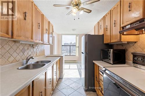 #603 -75 Queen St N, Hamilton, ON - Indoor Photo Showing Kitchen With Double Sink