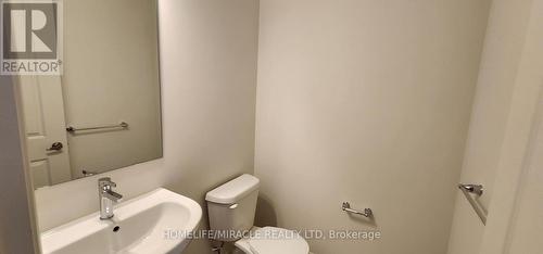 30 Hummingbird Grove, Adjala-Tosorontio, ON - Indoor Photo Showing Bathroom