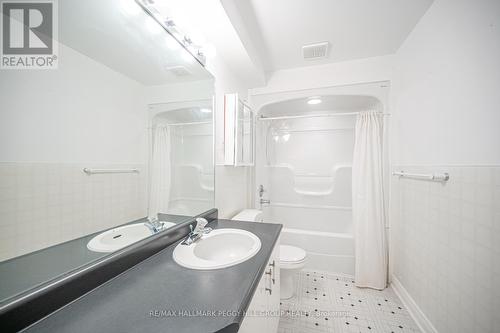 B - 30 Brouwer Crescent, Wasaga Beach, ON - Indoor Photo Showing Bathroom