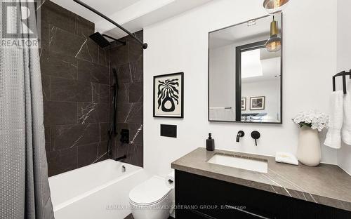 102 Ulster Street, Toronto, ON - Indoor Photo Showing Bathroom