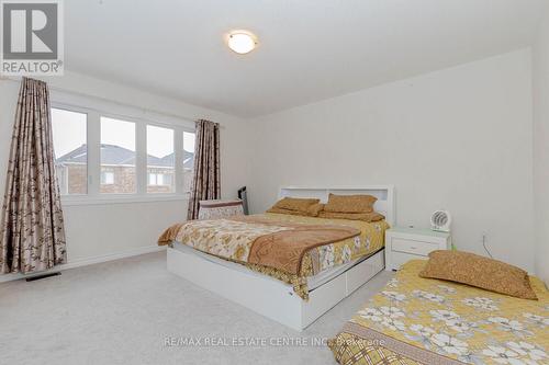 206 Doug Finney St, Oshawa, ON - Indoor Photo Showing Bedroom