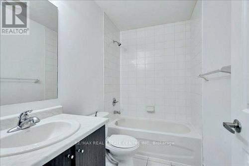 418 - 50 Sky Harbour Drive, Brampton, ON - Indoor Photo Showing Bathroom
