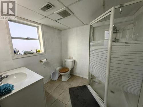 4279 Joyce Ave, Powell River, BC - Indoor Photo Showing Bathroom