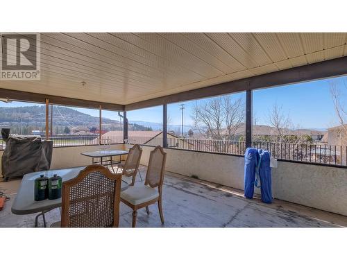 1584 Highway 33 E, Kelowna, BC - Outdoor With Exterior