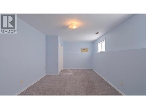 1584 Highway 33 E, Kelowna, BC - Indoor Photo Showing Other Room