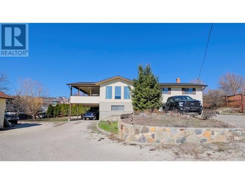 1584 Highway 33 E, Kelowna, BC - Outdoor