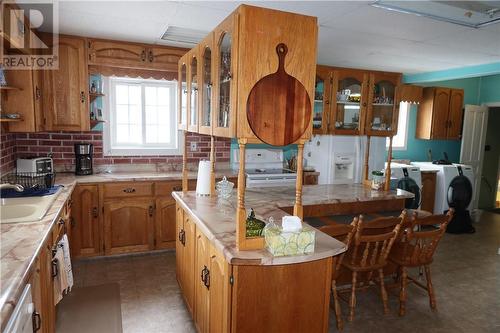 395 Sable St. E., Massey, ON - Indoor Photo Showing Kitchen