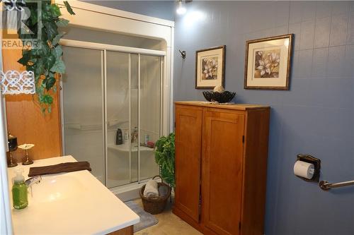 395 Sable St. E., Massey, ON - Indoor Photo Showing Bathroom