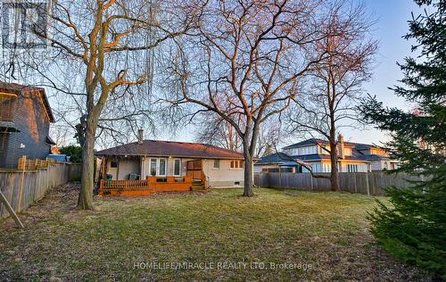 1361 Stanbury Road, Oakville, ON - Outdoor With Backyard