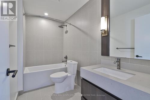 416 - 425 Wellington Street W, Toronto, ON - Indoor Photo Showing Bathroom
