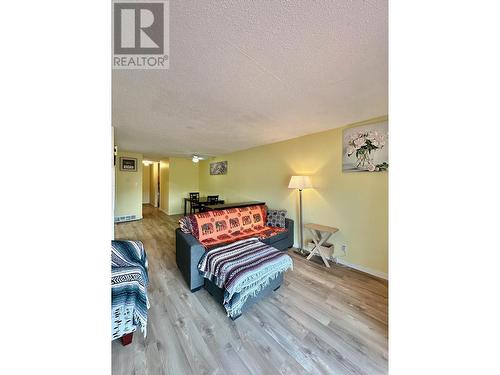 29 800 N 2Nd Avenue, Williams Lake, BC - Indoor Photo Showing Bedroom