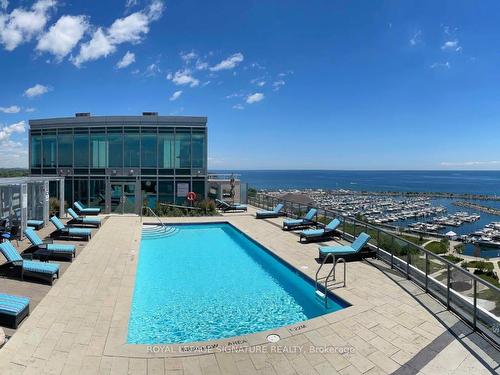 325-11 Bronte Rd, Oakville, ON - Outdoor With In Ground Pool With View