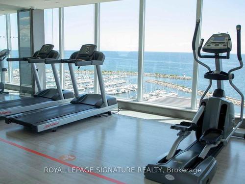 325-11 Bronte Rd, Oakville, ON - Indoor Photo Showing Gym Room